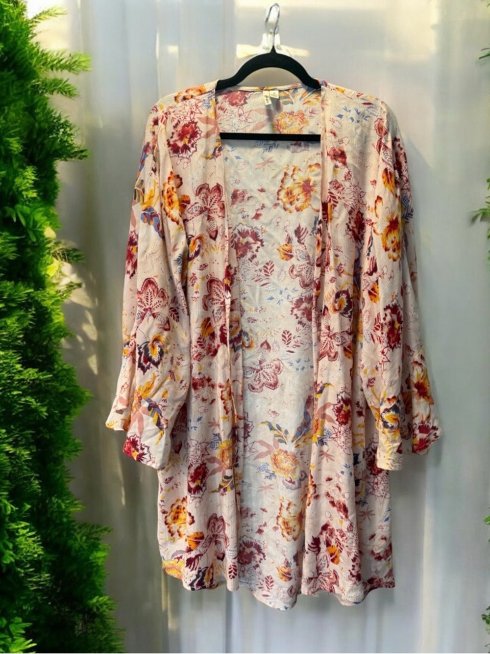 Versona Floral Open Kimono Small